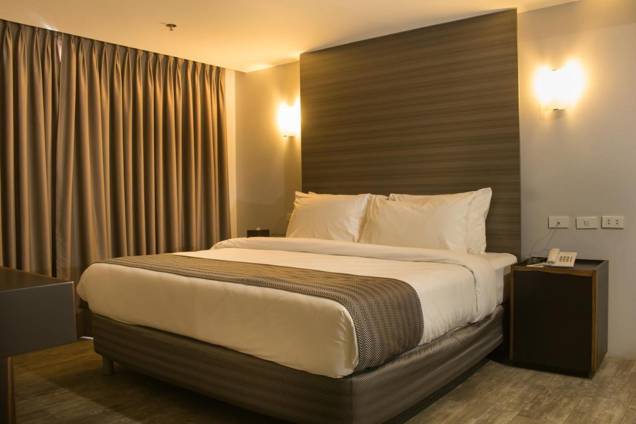 1A Express Hotel Cagayan de Oro Kültér fotó