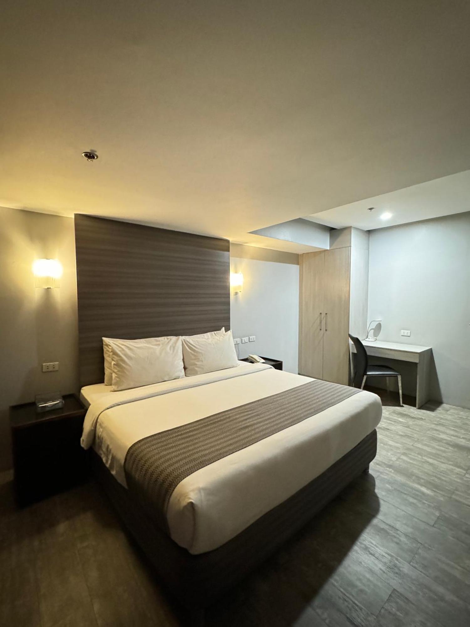 1A Express Hotel Cagayan de Oro Kültér fotó