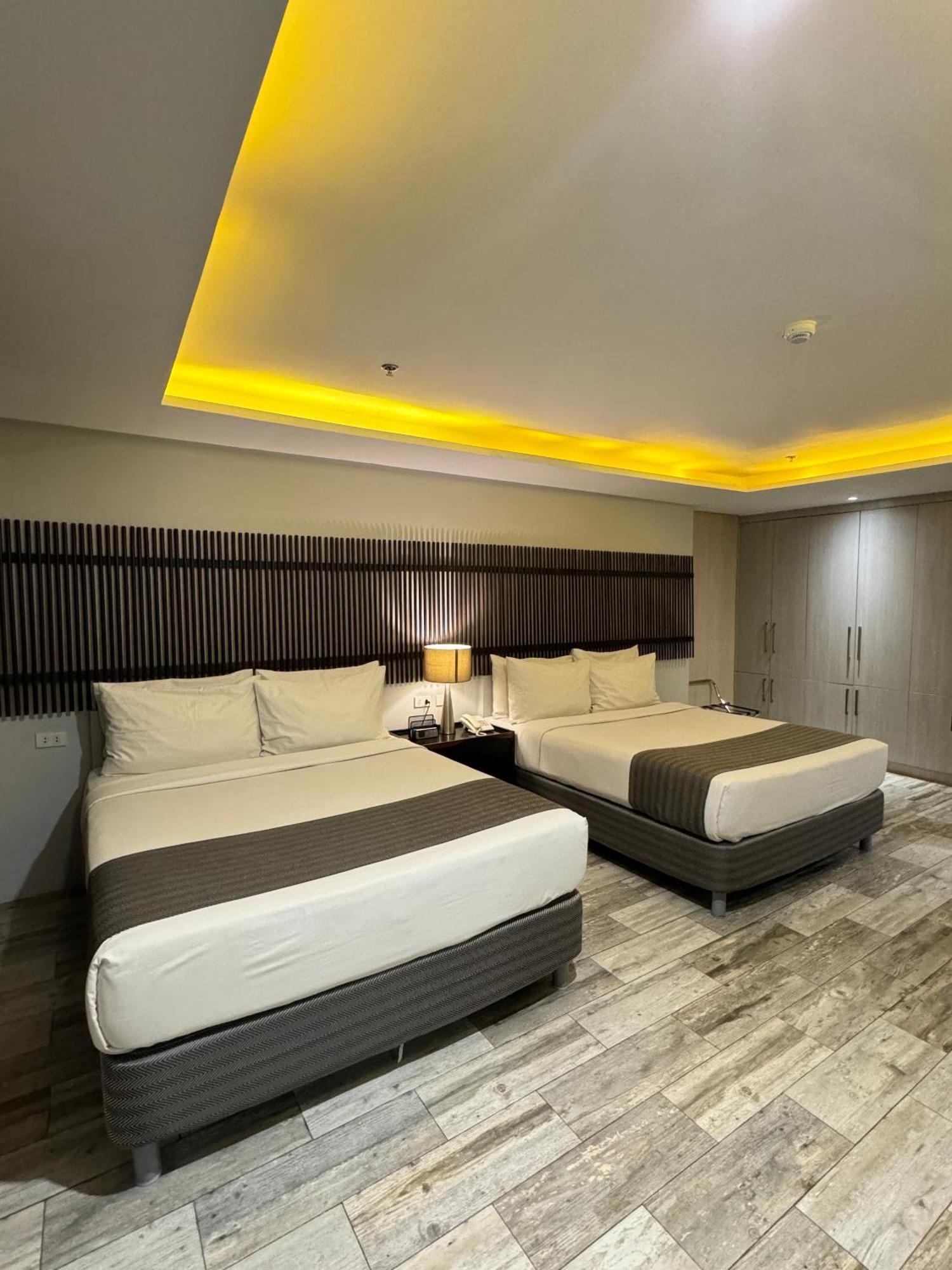 1A Express Hotel Cagayan de Oro Kültér fotó