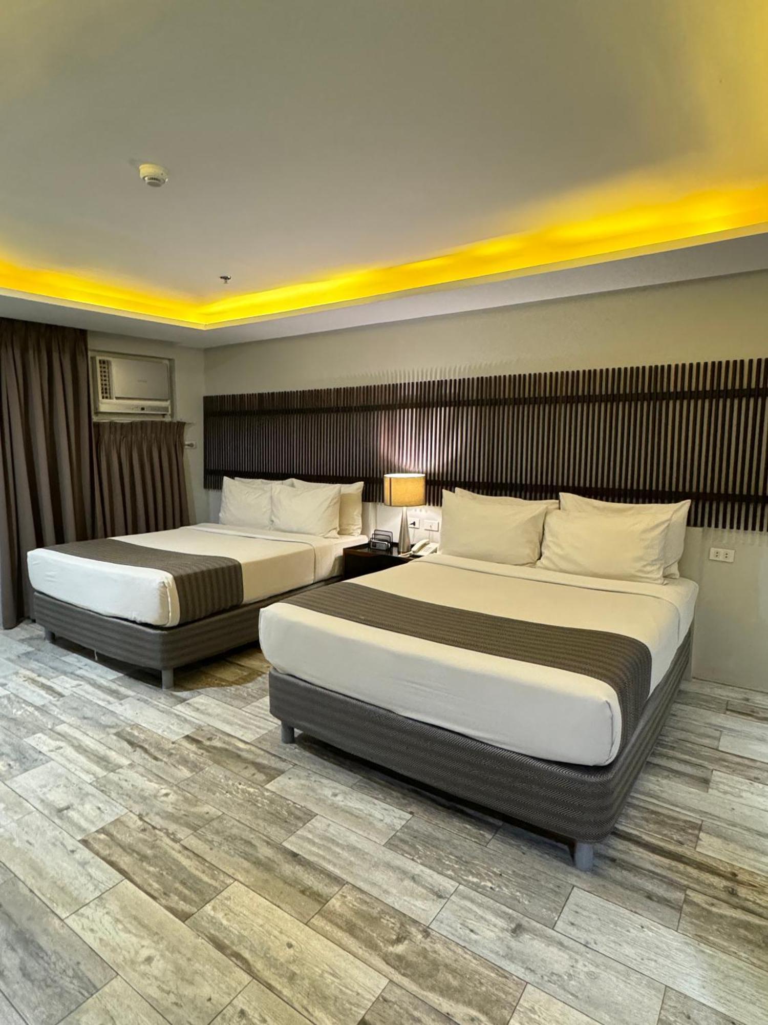 1A Express Hotel Cagayan de Oro Kültér fotó